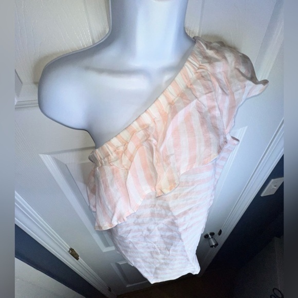 Vince Camuto Tops - NWT Vince Camuto Womens X Small Linen Pink Stripe Adair One Shoulder Top XS